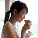 Are Green Tea Supplements & Drinking Green Tea the Same?