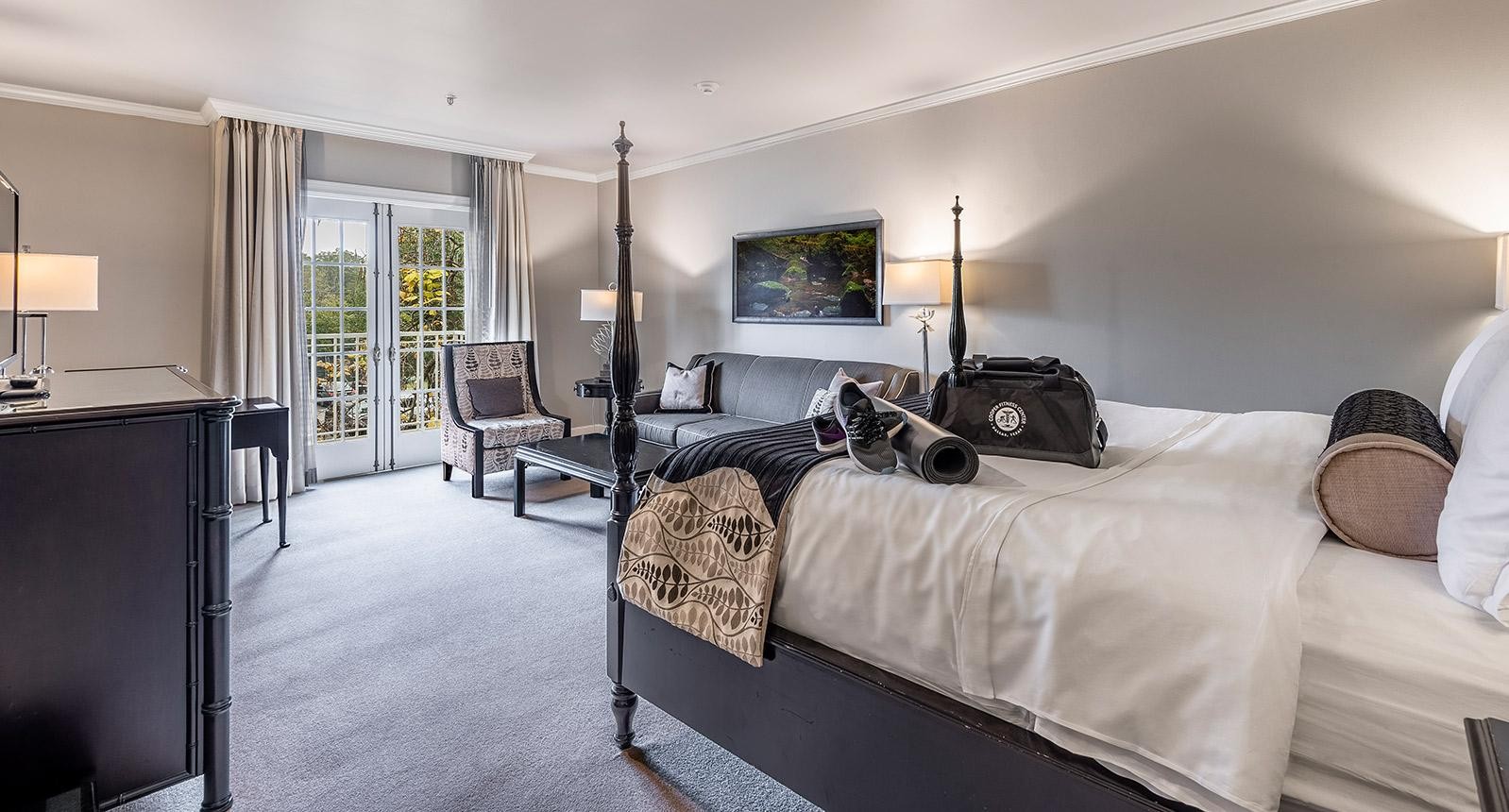 Interior shot of a hotel room at Cooper Hotel