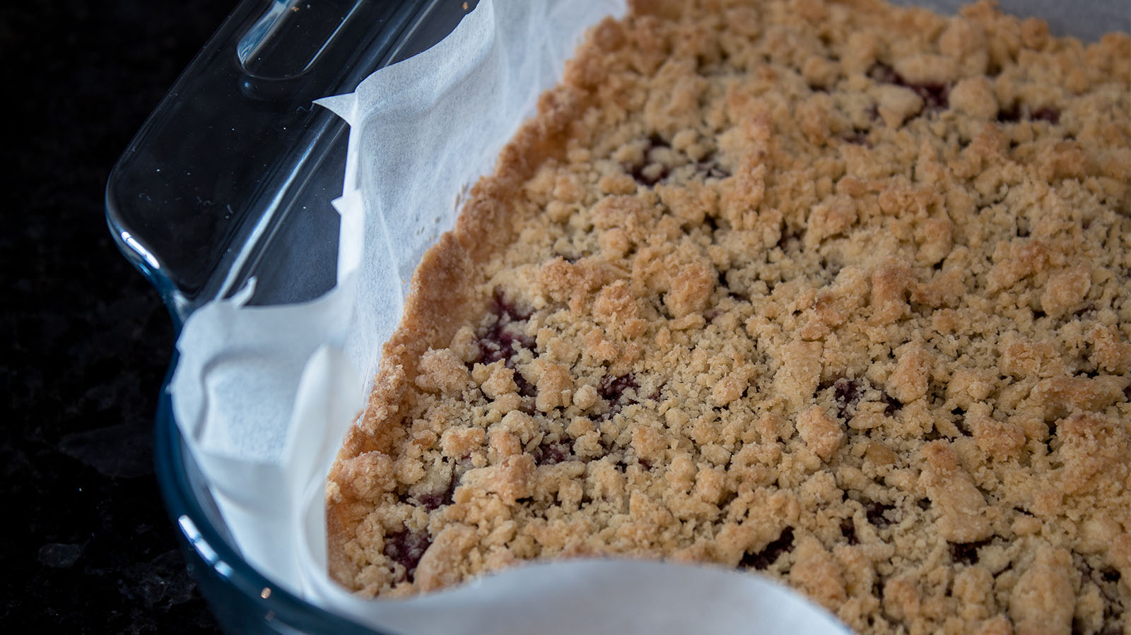 Recipe_Dessert_BlackberryCrunch