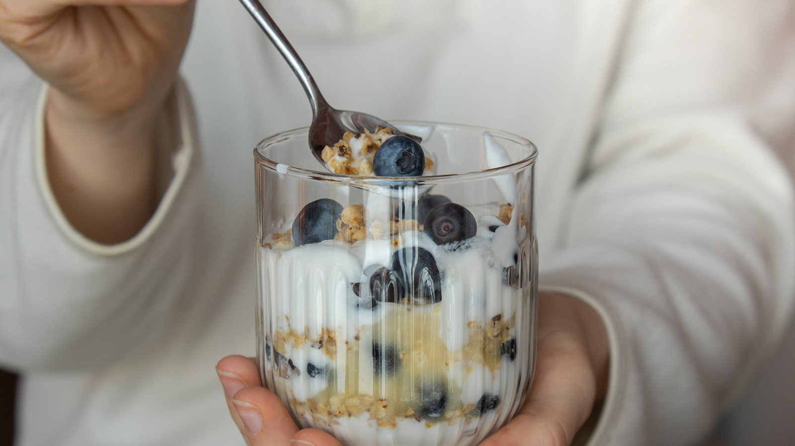 Recipe_Breakfast_YogurtParfait