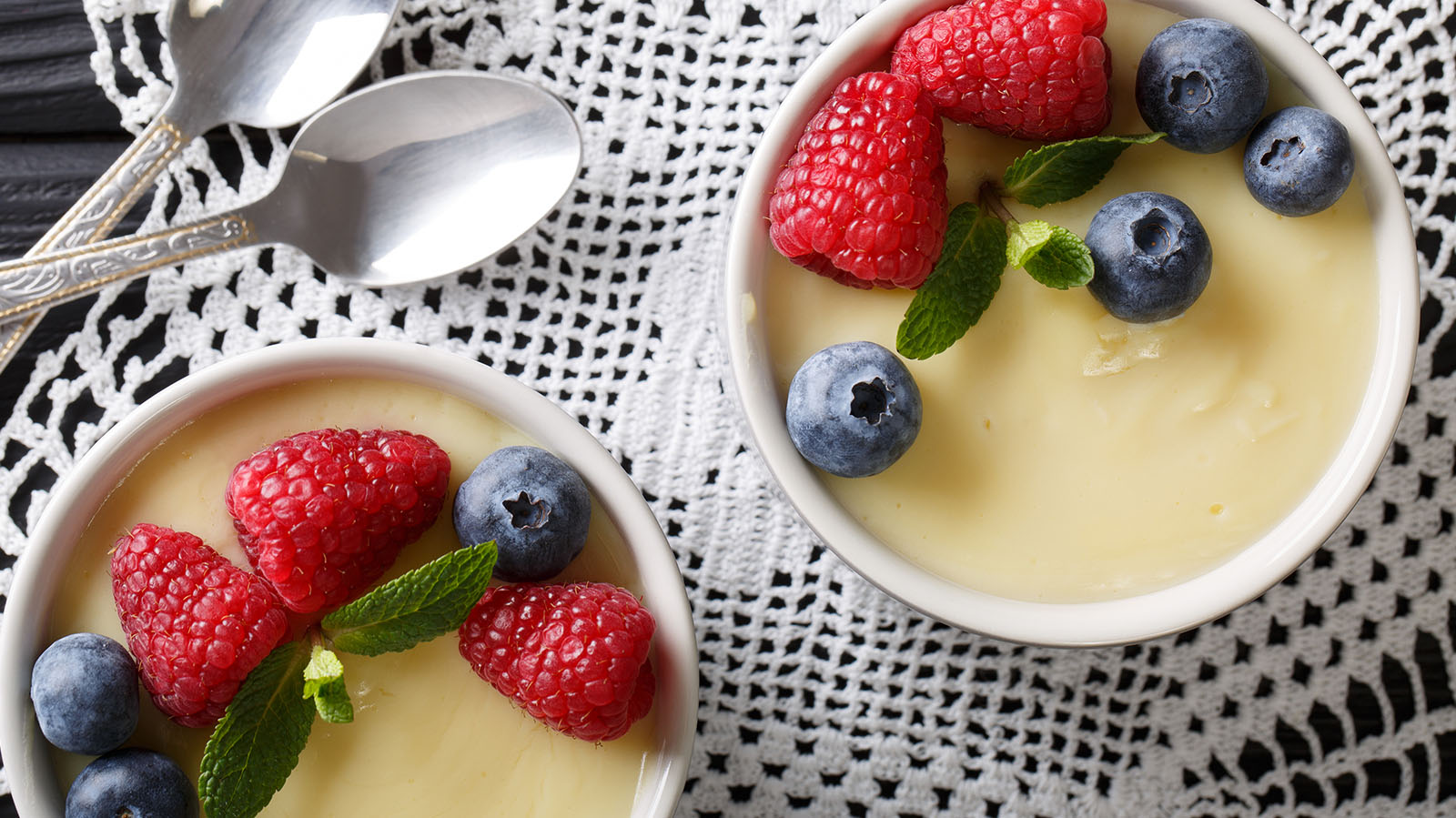 Recipe_Dessert_KeyLimeSauceFreshBerries