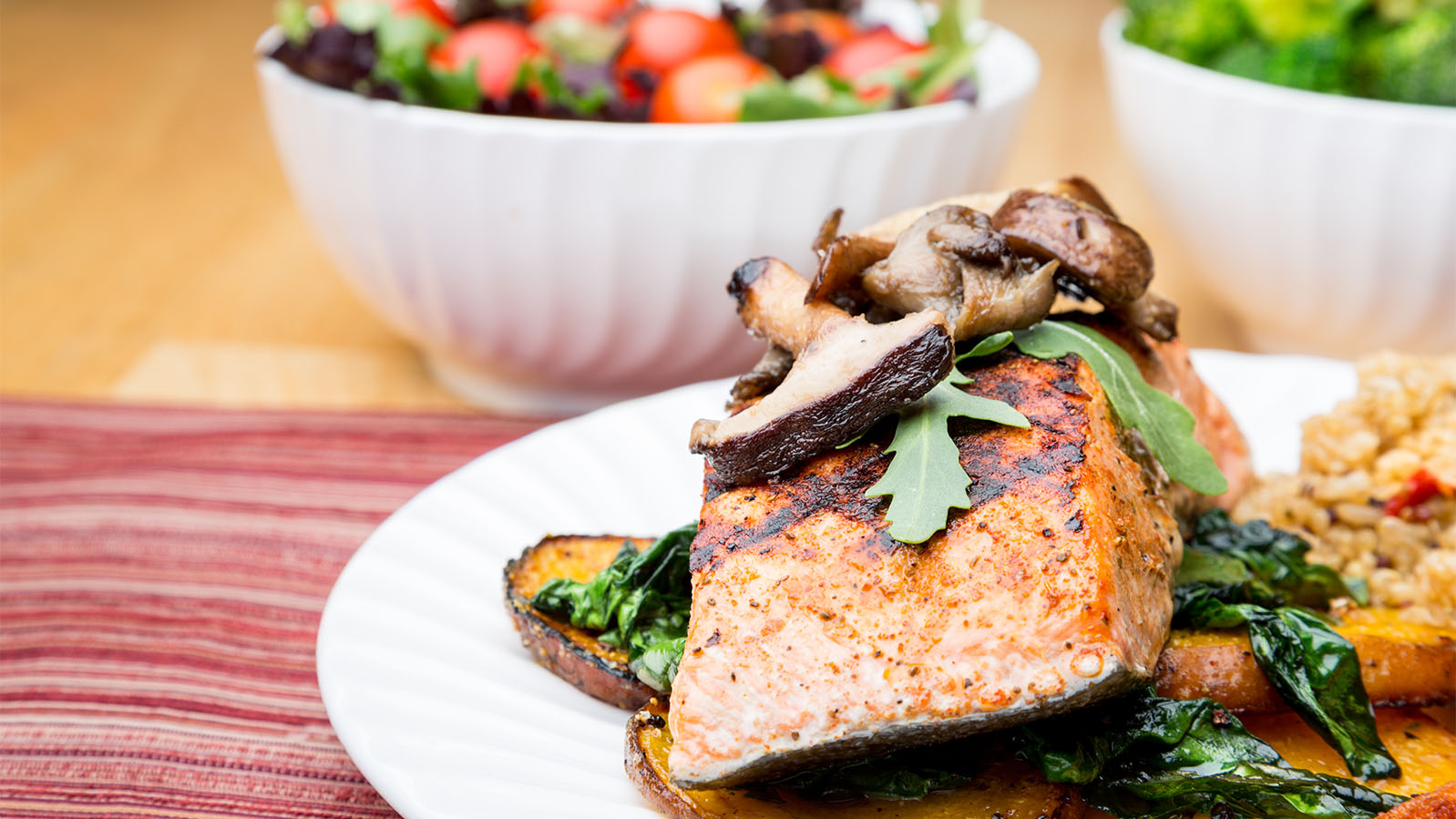 Recipe_Entree_SalmonTomatoMushroom