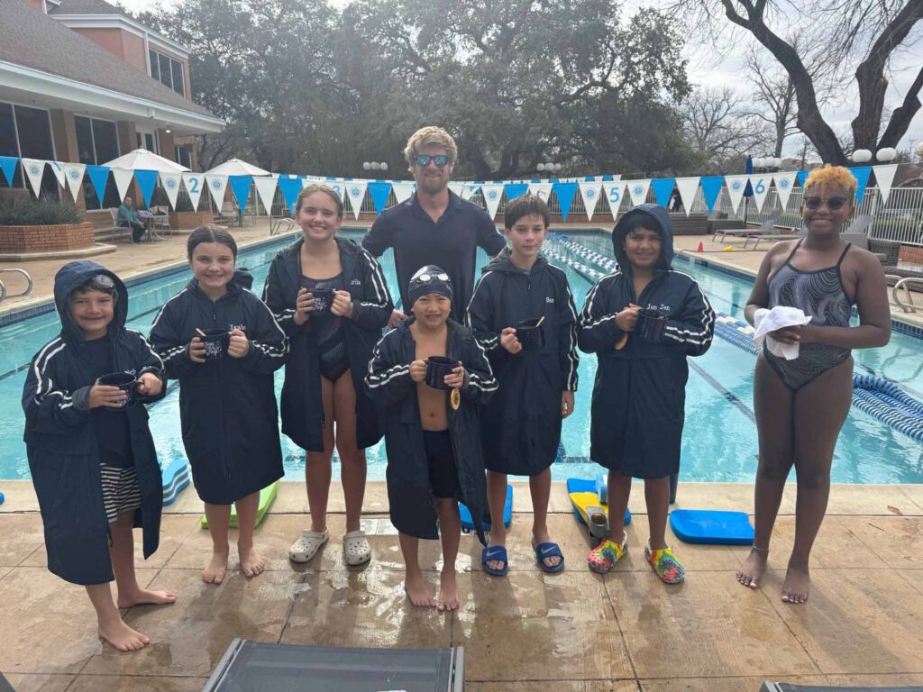 group photo of Cooper youth swim team